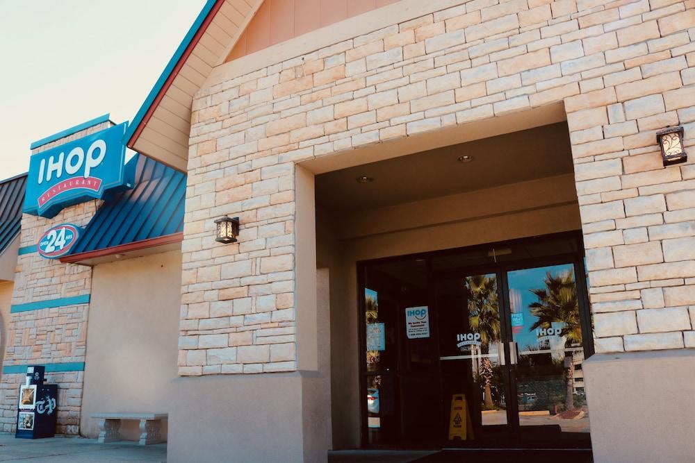 Hotel Days By Wyndham Kenner/new Orleans Airport South