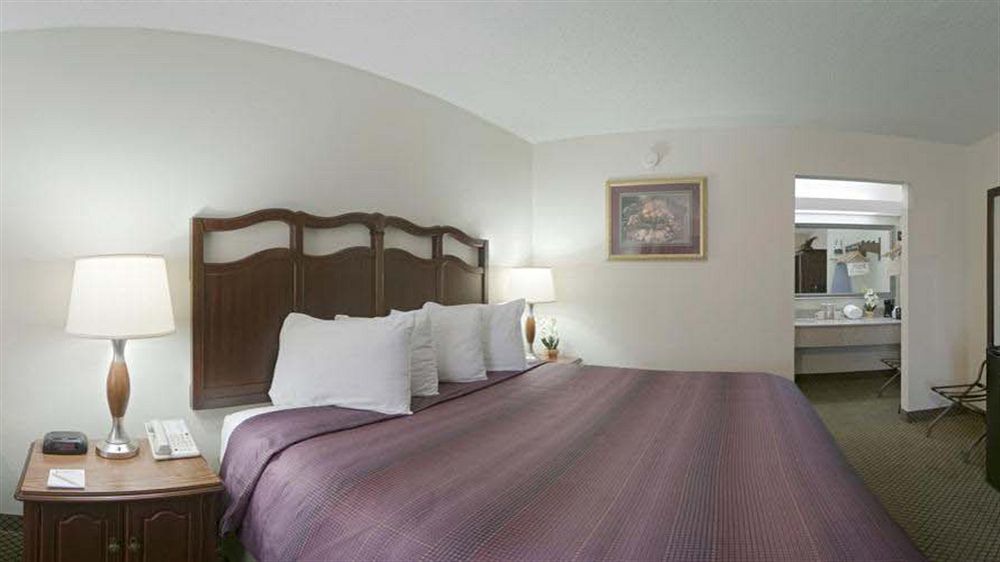 Hotel Days By Wyndham Kenner/new Orleans Airport South