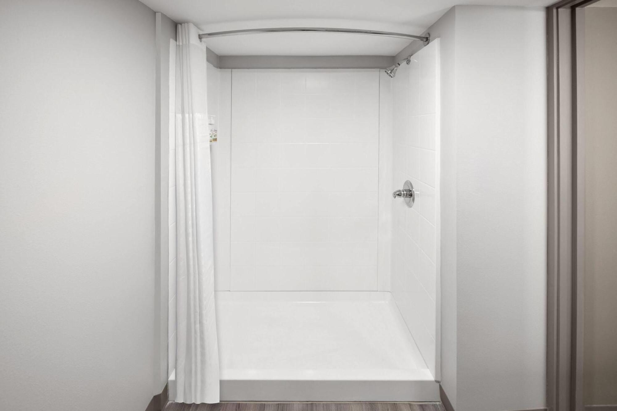 Days By Wyndham Kenner/new Orleans Airport South 2* Kenner
