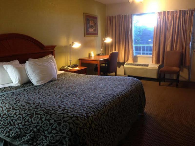 Days By Wyndham Kenner/new Orleans Airport South Kenner